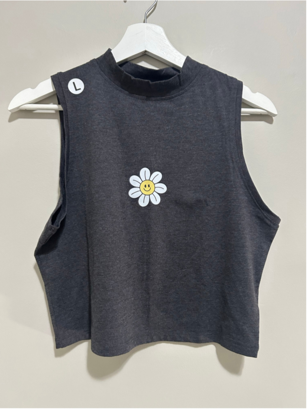 Women's Tank Top Size L Grey White Daisy Smiley Face Graphic